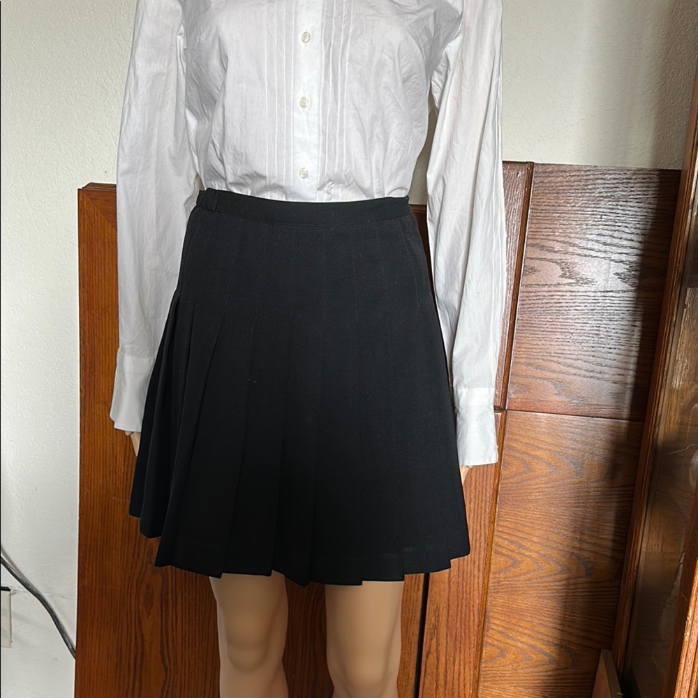 New Moves Classic Black Pleated Skirt